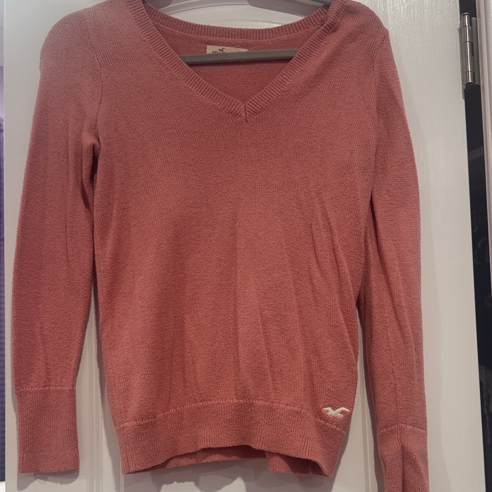 Hollister Women's V-Neck Sweater - Rose